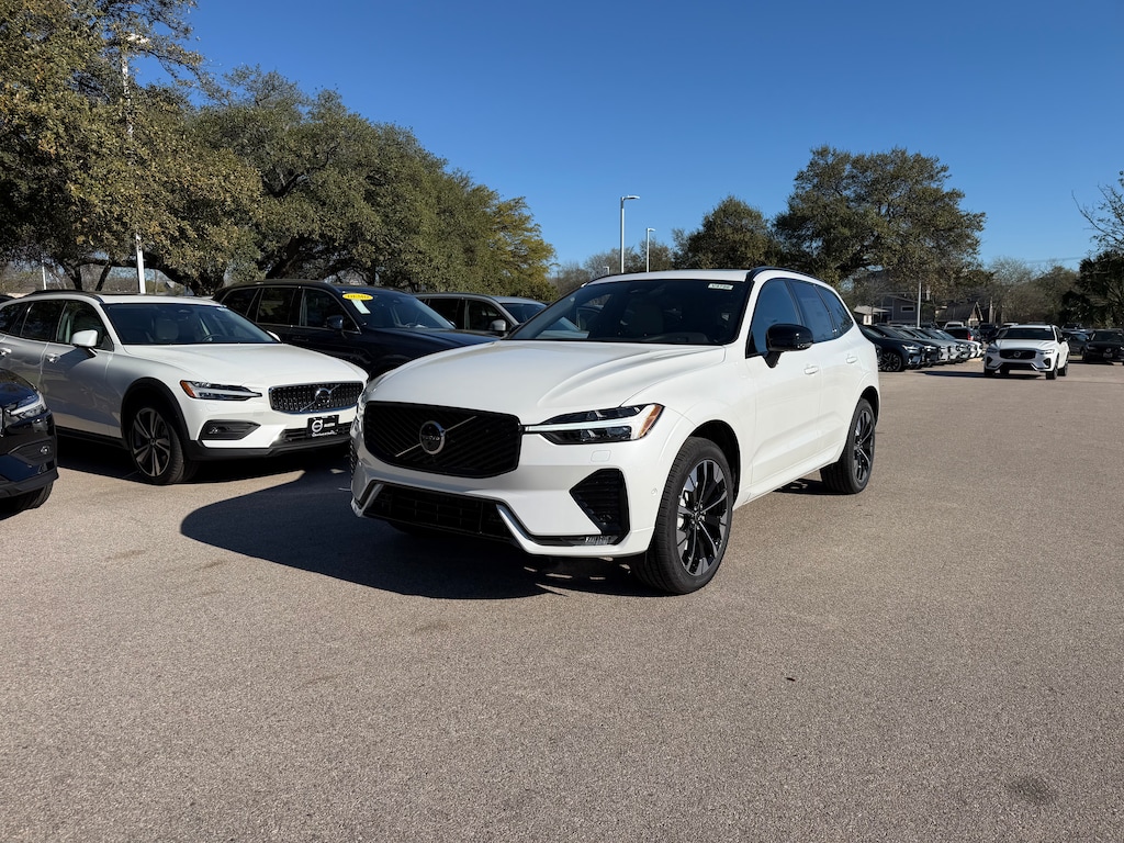 New 2026 Volvo XC60 B5 Plus SUV