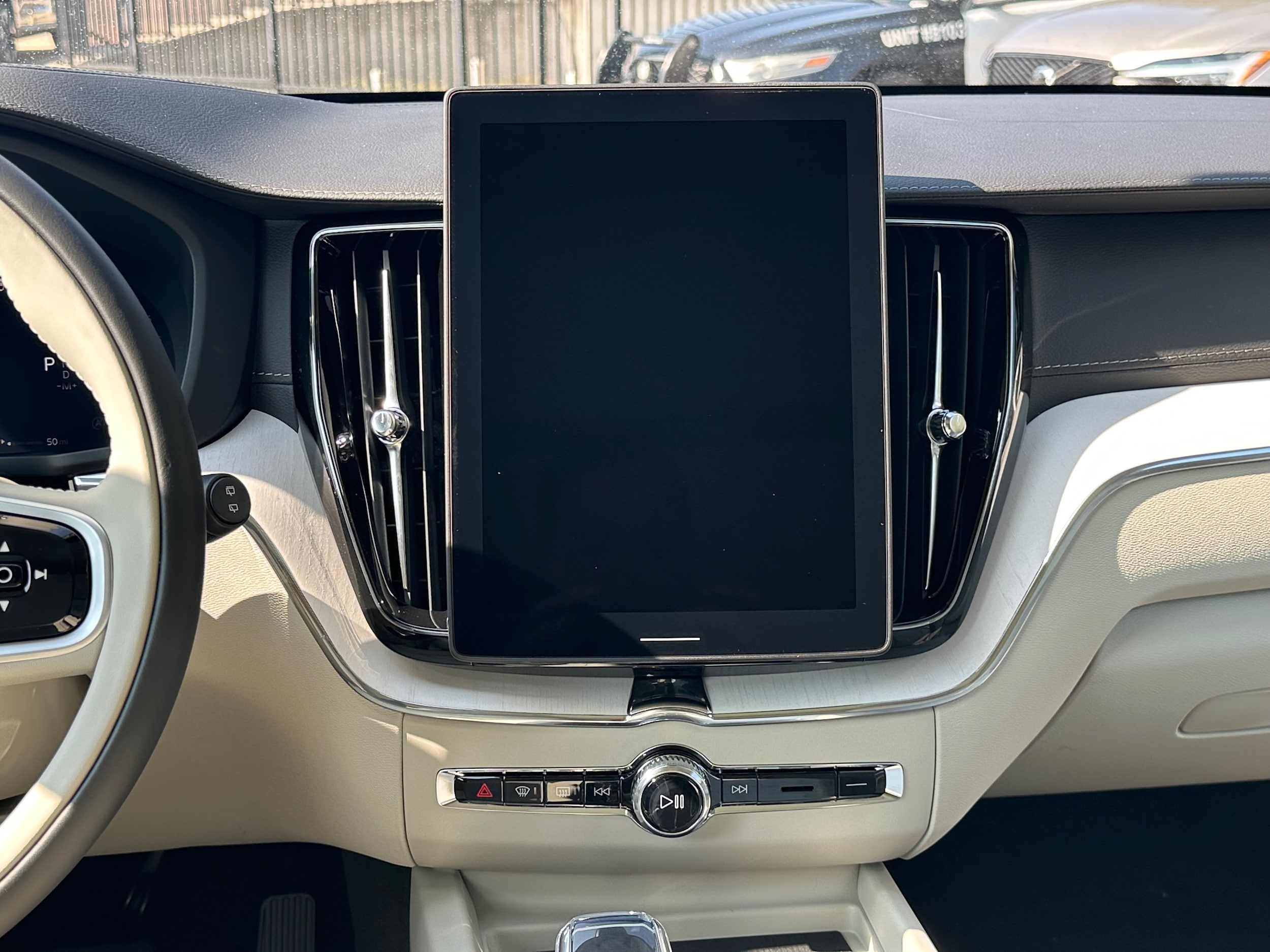 2026 Volvo XC60 Ultra - Photo 12