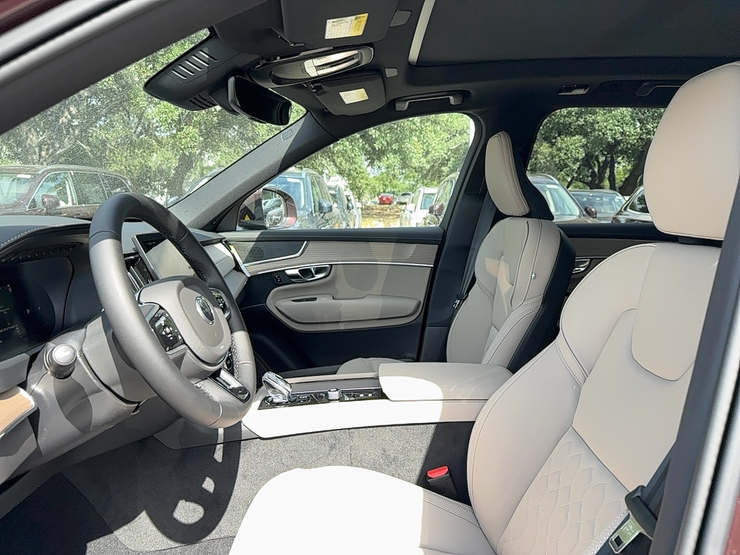 2026 Volvo XC90 Core - Photo 13