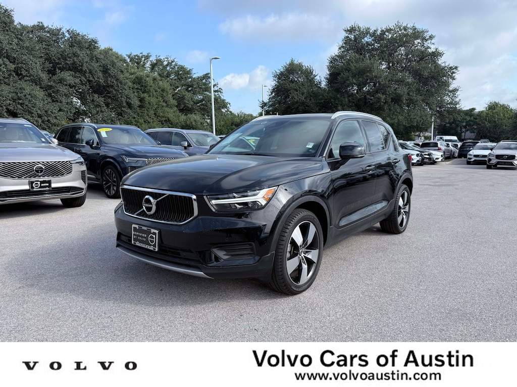 Used 2020 Volvo XC40 T5 Momentum SUV