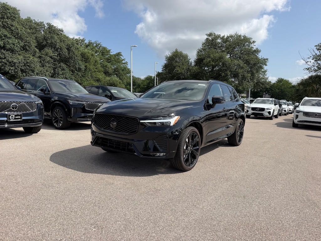 New 2026 Volvo XC60 B5 Ultra Black Edition SUV