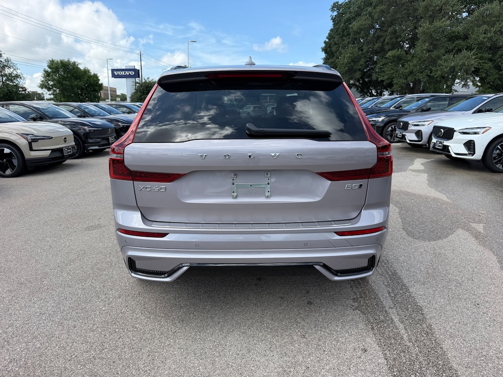 New 2026 Volvo XC60 B5 Ultra SUV