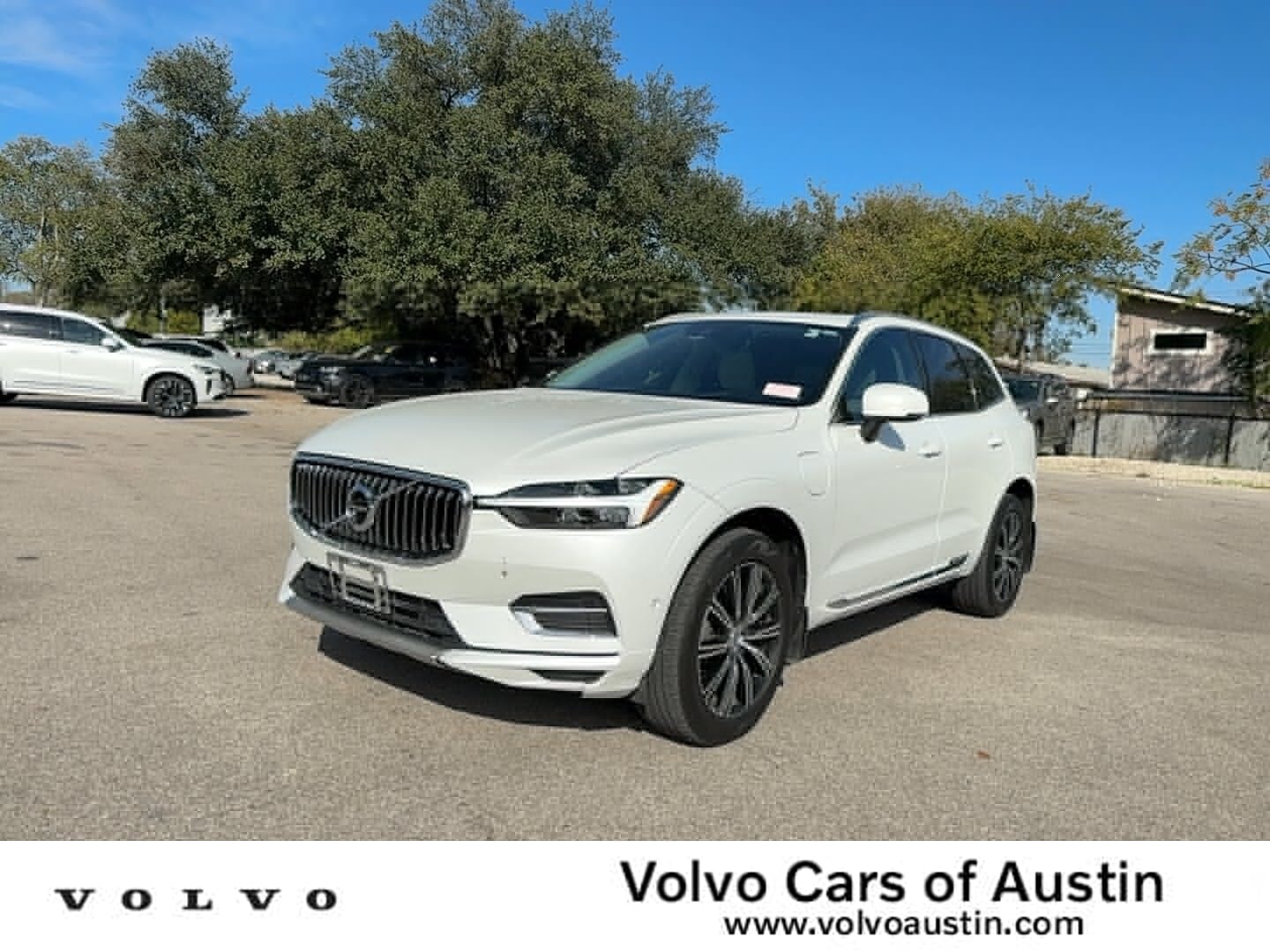 2021 Volvo XC60 Inscription's photo