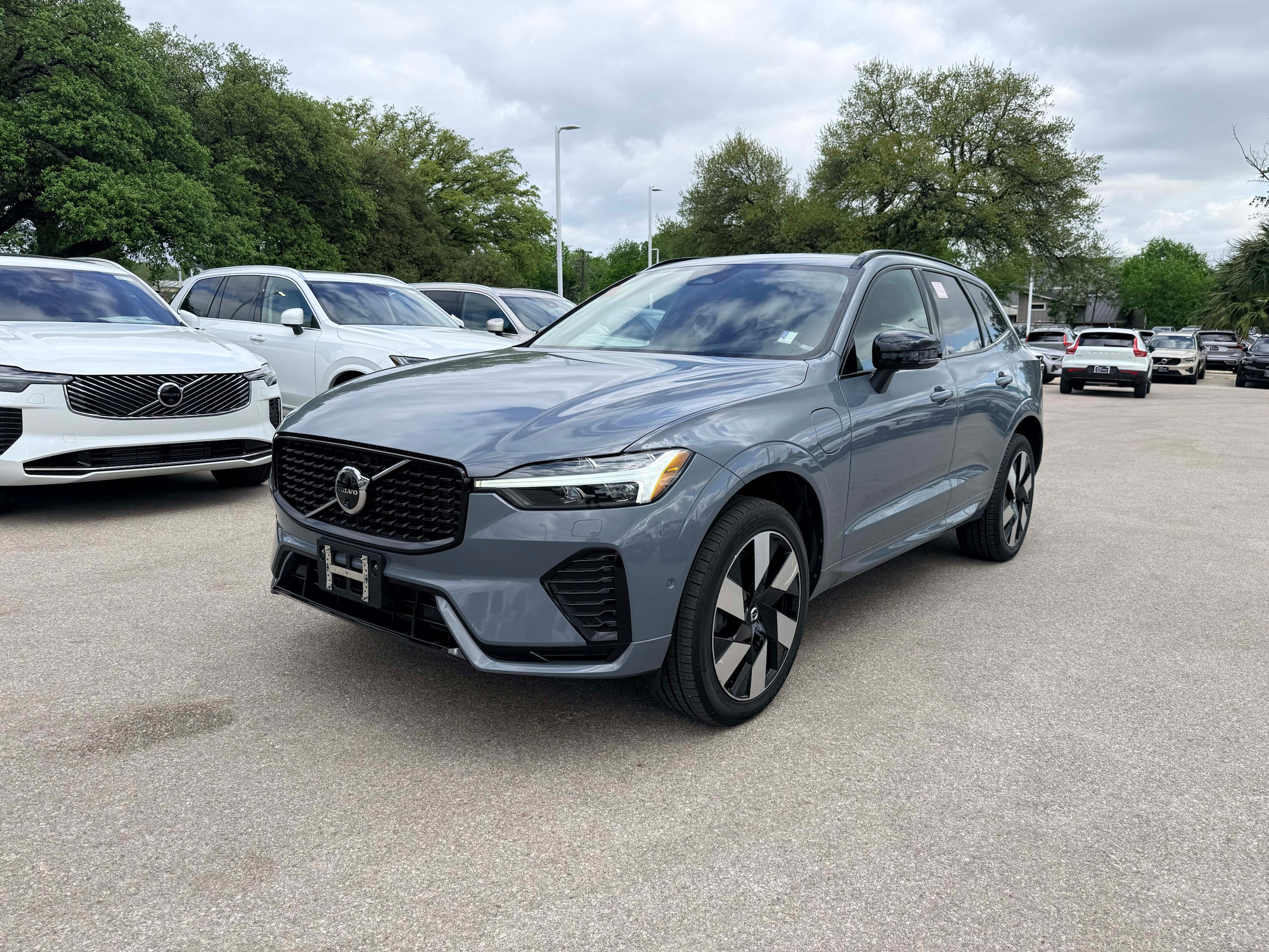 Certified 2024 Volvo XC60 Ultimate with VIN YV4H60DM4R1749547 for sale in Austin, TX
