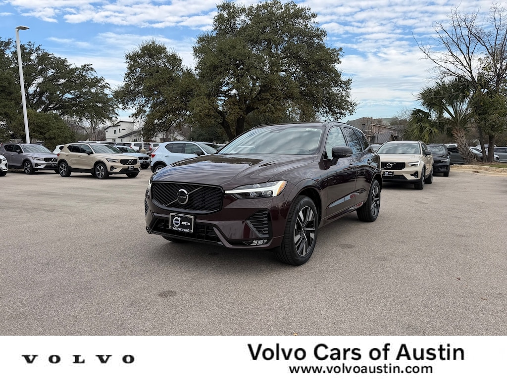 New 2026 Volvo XC60 B5 Core SUV