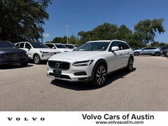 2021 Volvo V90 Cross Country