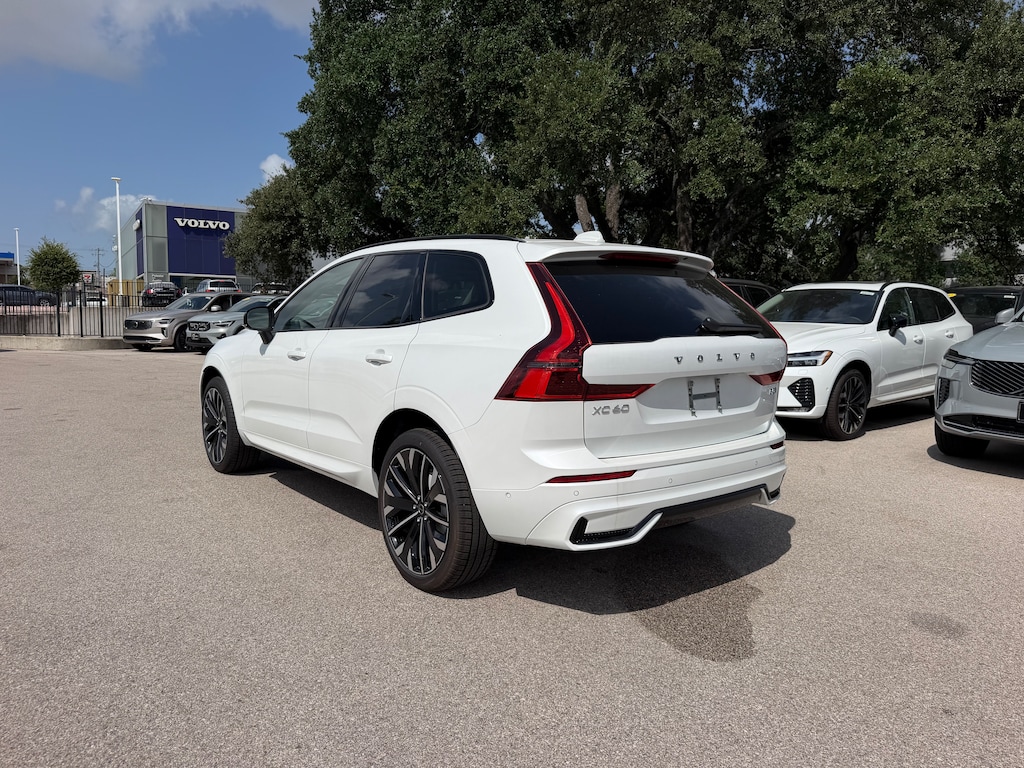 New 2026 Volvo XC60 B5 Ultra SUV