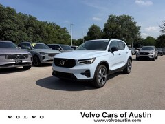 2026 Volvo XC40