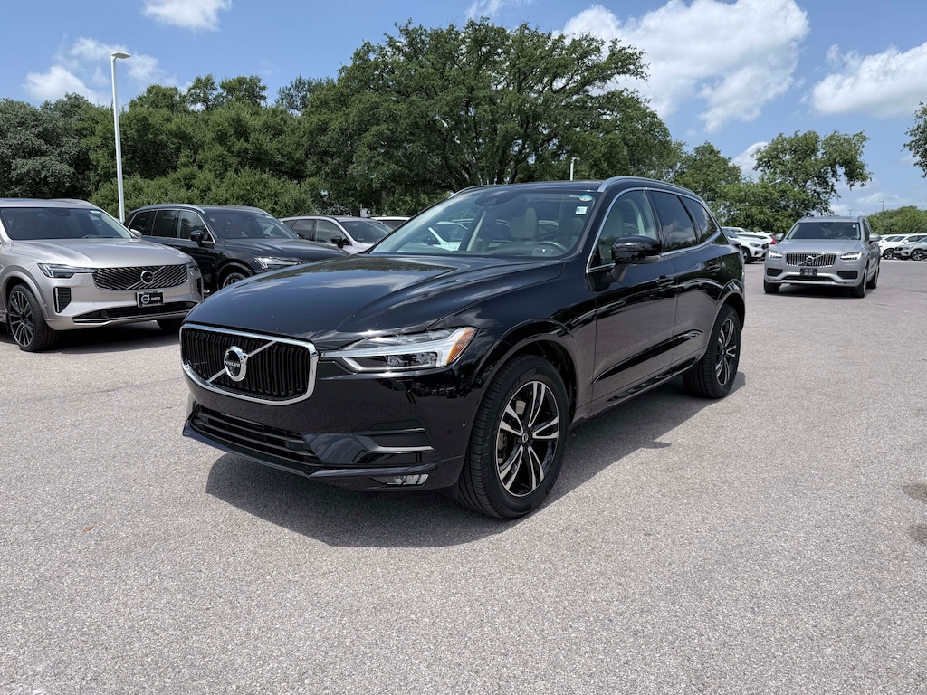 Used 2018 Volvo XC60 T5 AWD Momentum SUV
