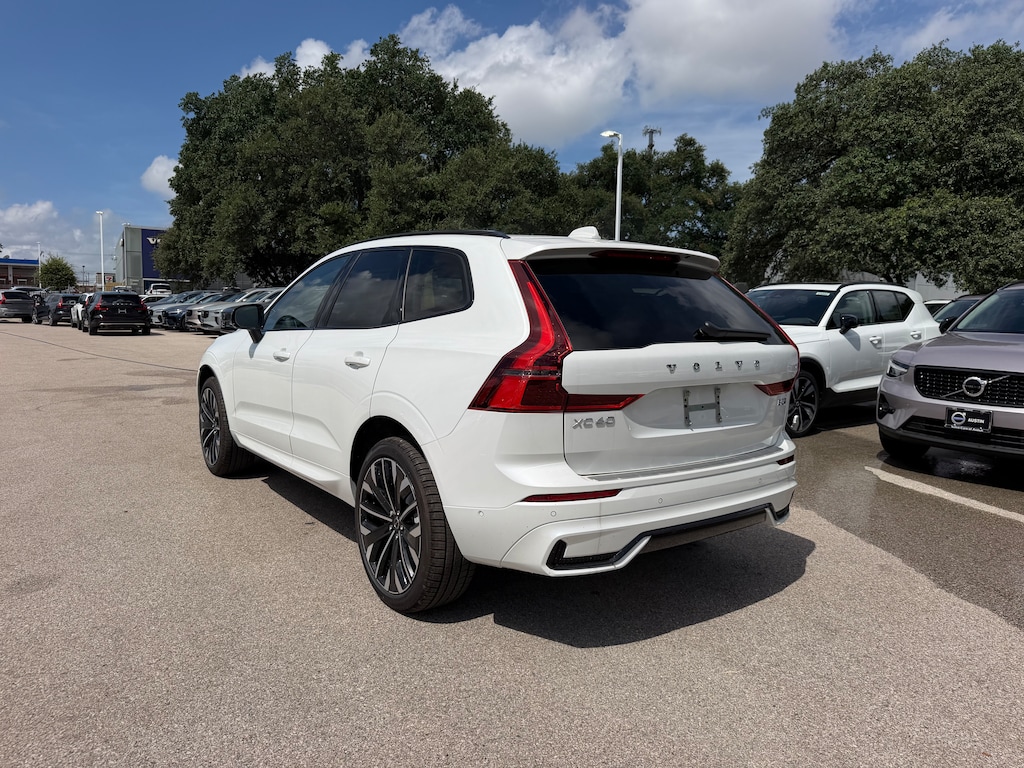 New 2026 Volvo XC60 B5 Ultra SUV