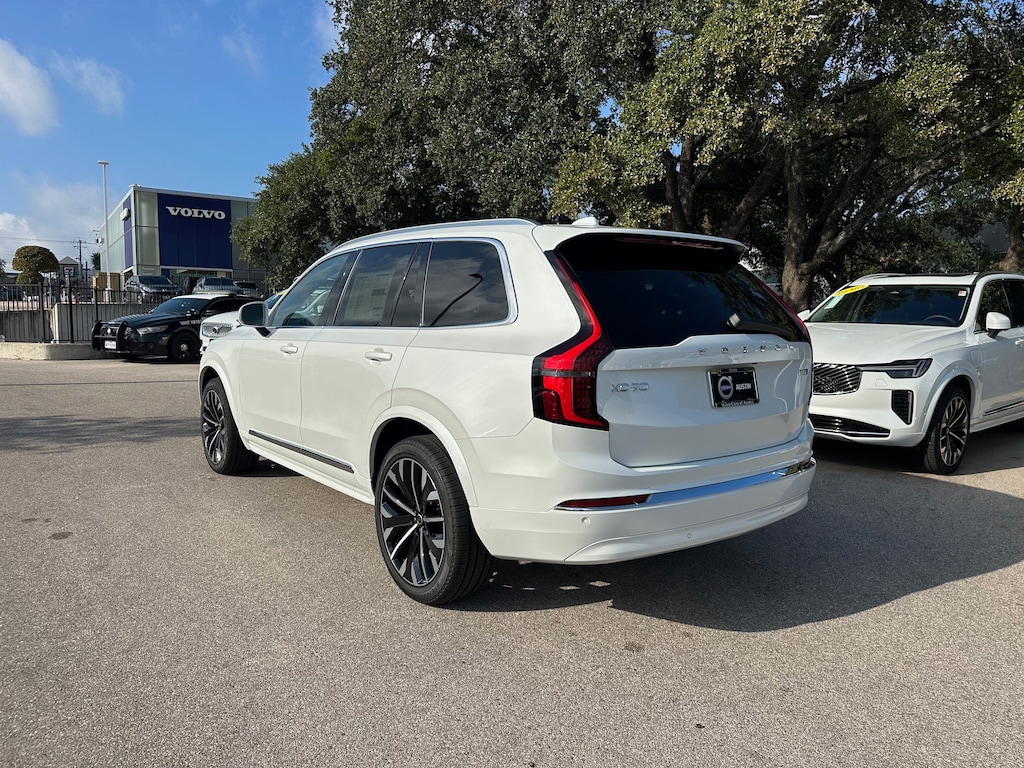 New 2026 Volvo XC90 B5 Core SUV