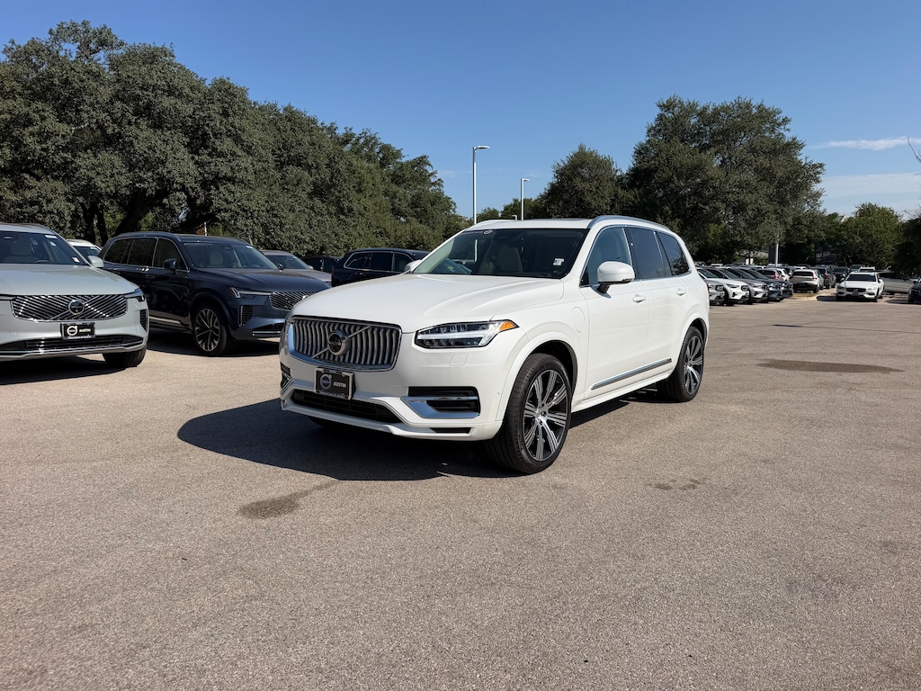 Certified 2025 Volvo XC90 plug-in hybrid T8 Plus 7-Seater SUV