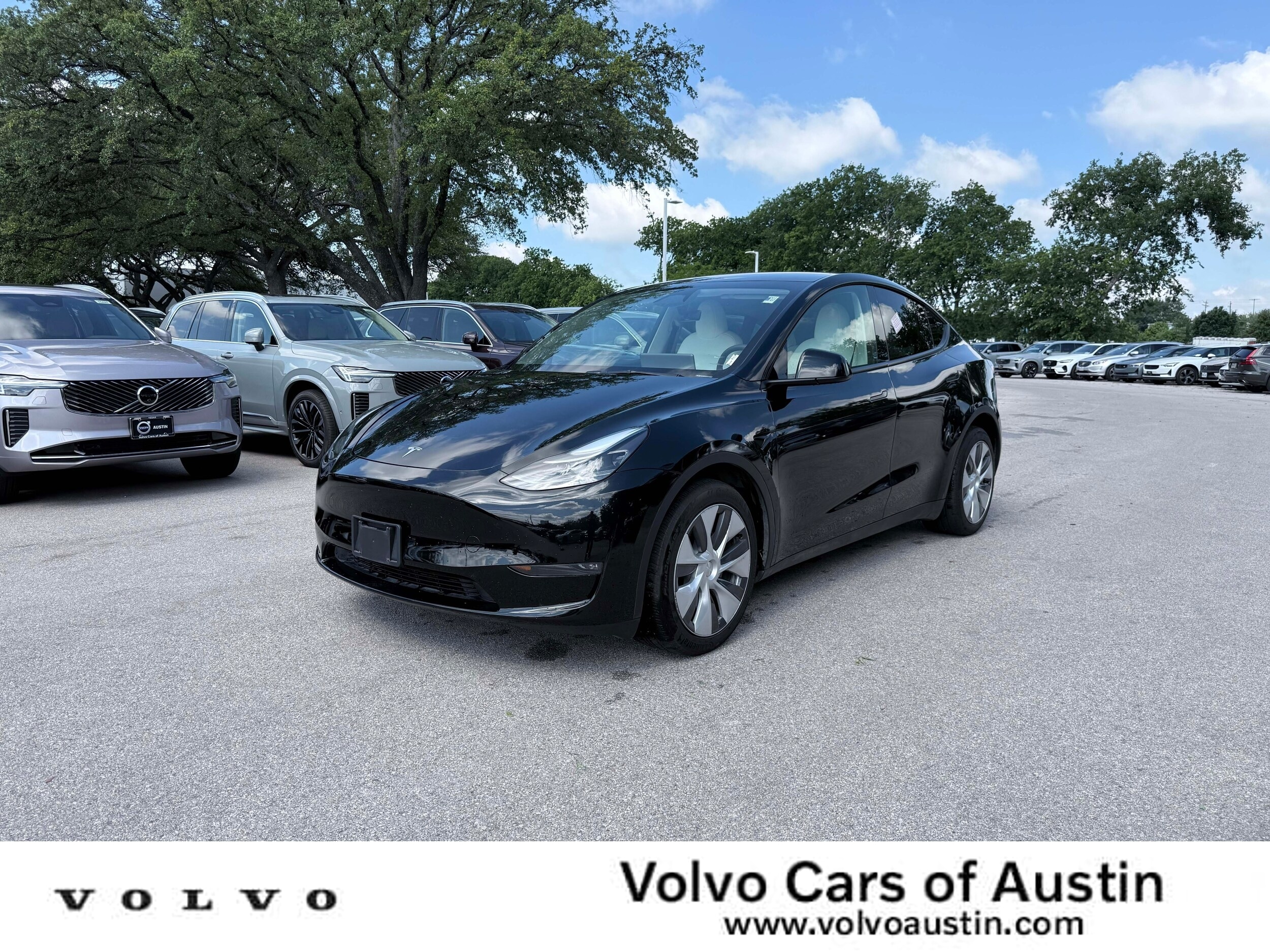 2024 Tesla Model Y Long Range Dual Motor All-Wheel Drive's photo