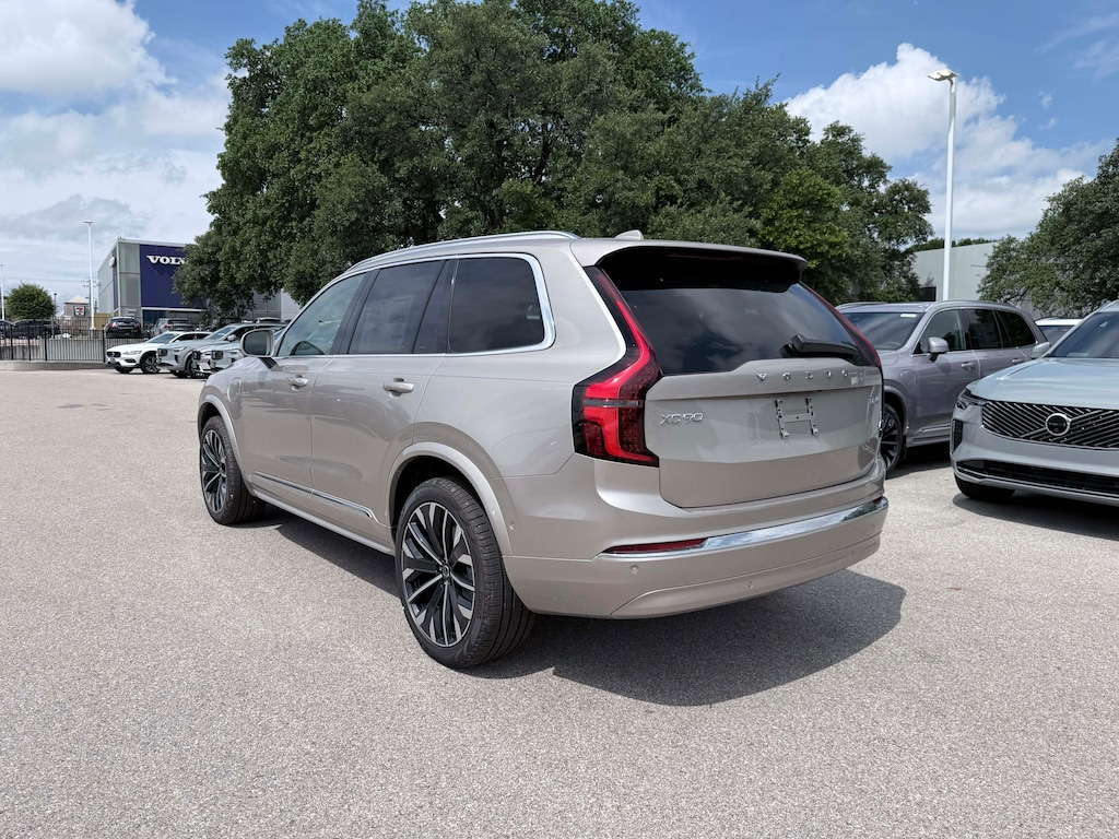 New 2026 Volvo XC90 plug-in hybrid T8 Plus 7-Seater SUV