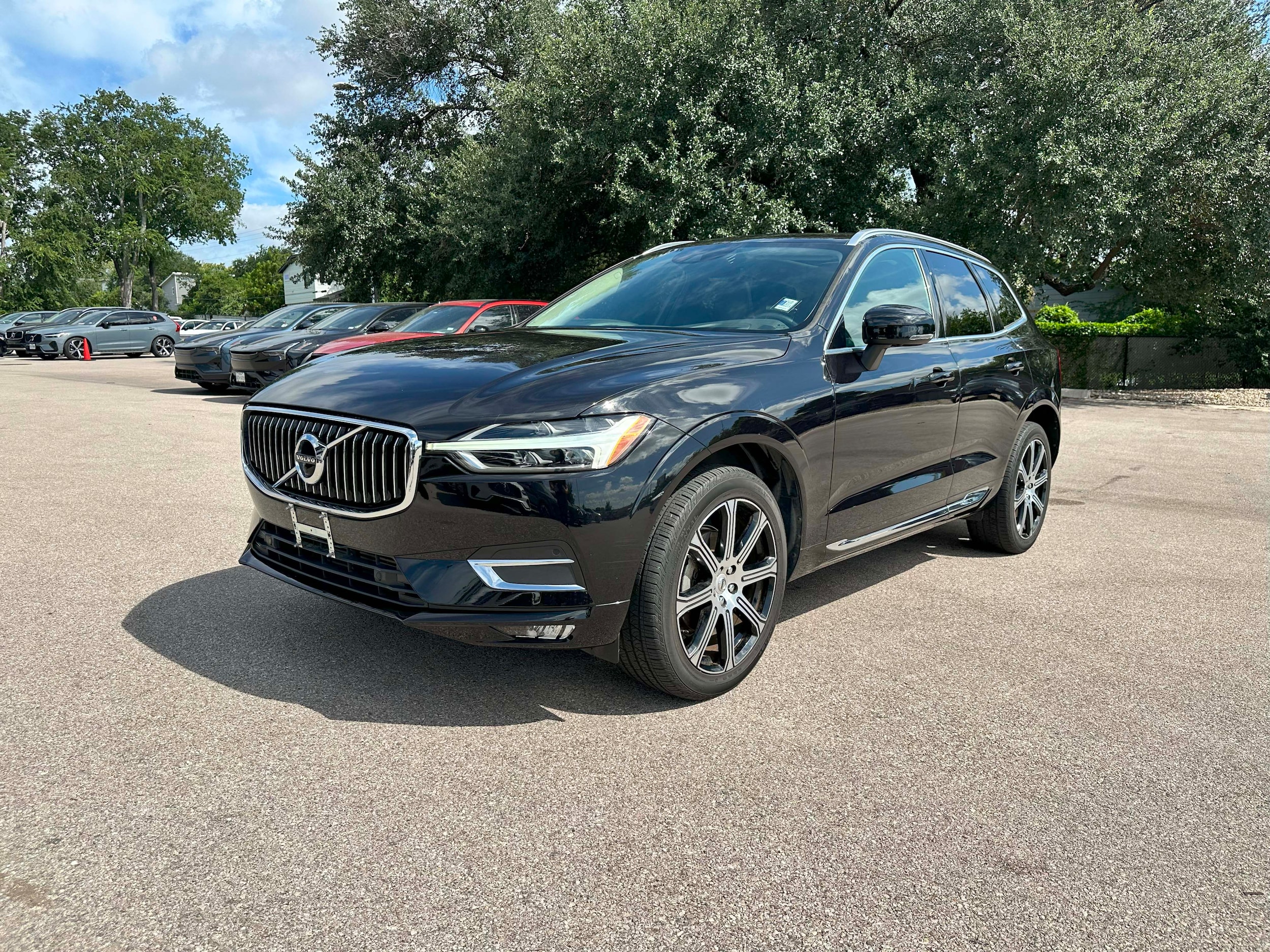 YV4102DL9M1695676