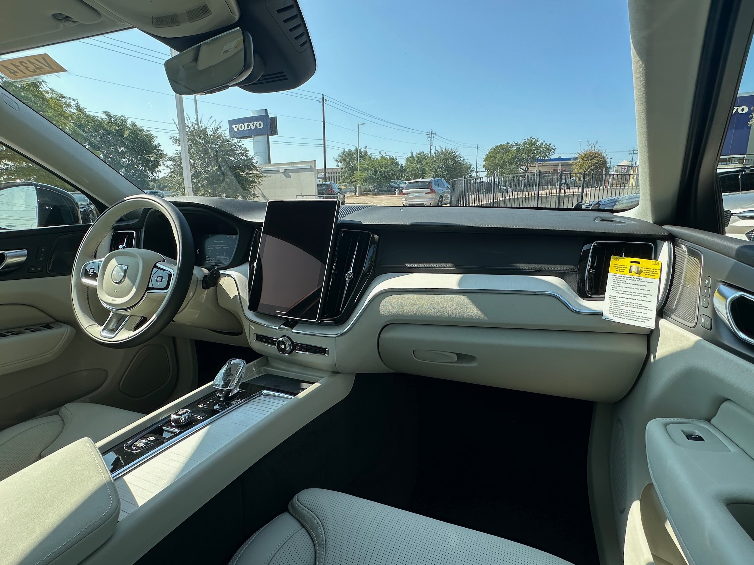 2026 Volvo XC60 Ultra - Photo 10