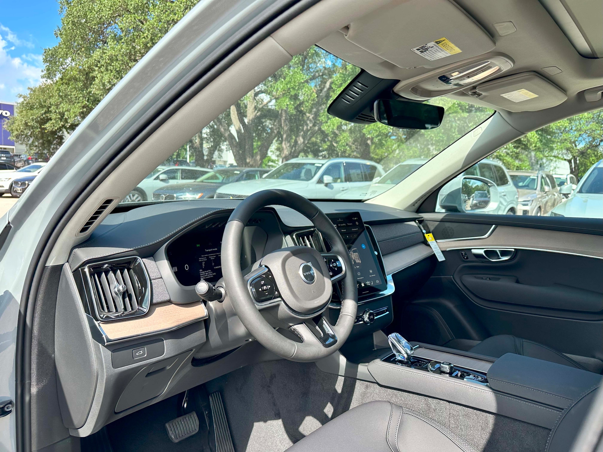 2026 Volvo XC90 Core - Photo 12