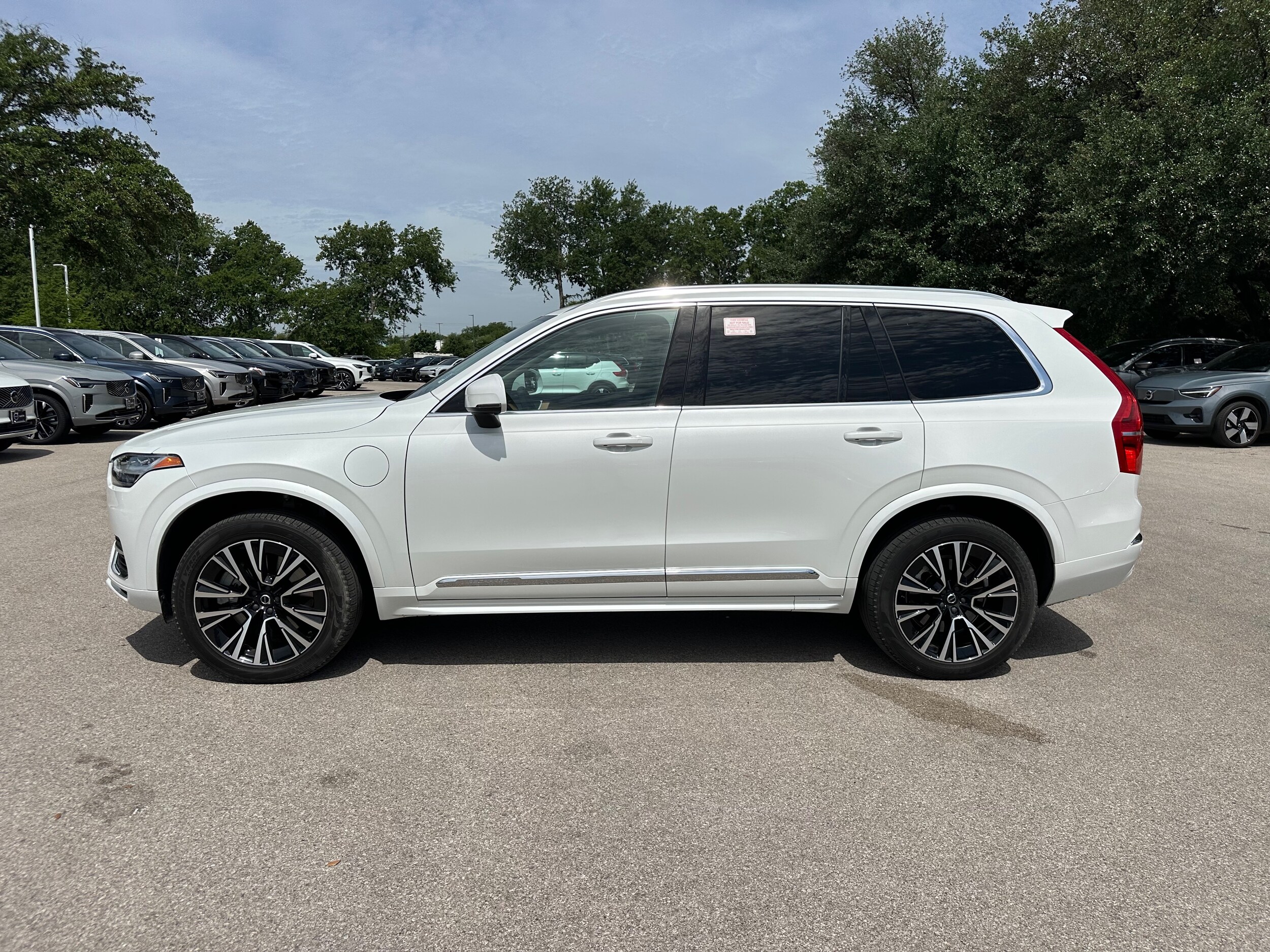 2023 Volvo XC90 Recharge Core photo 2