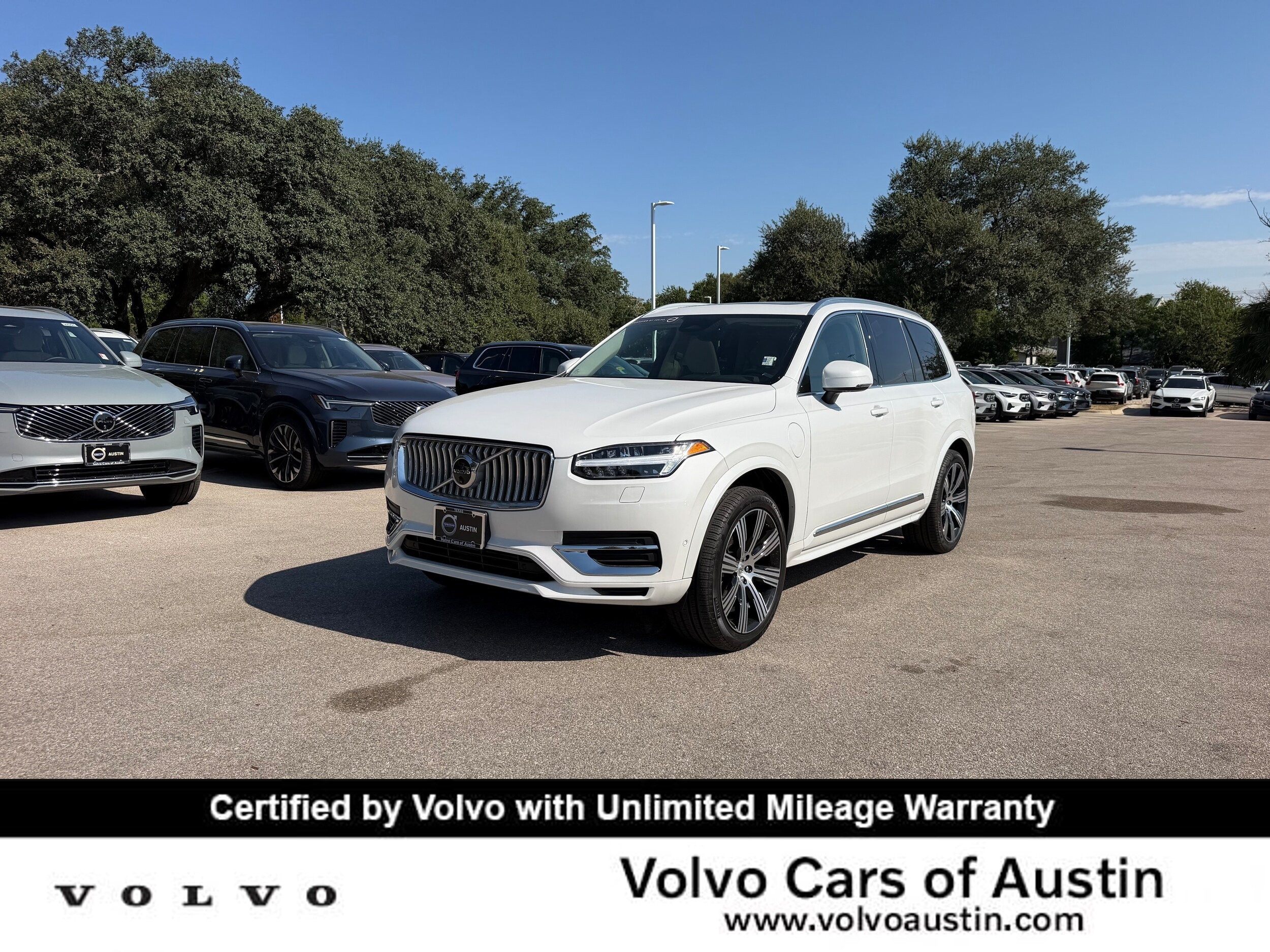 Crystal White 2025 Volvo XC90 SUV / Crossover All-Wheel Drive 8-Speed Automatic