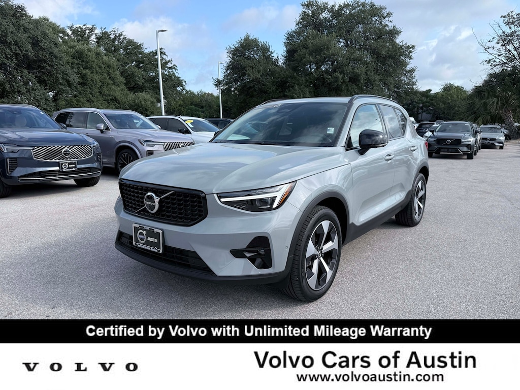 Certified 2026 Volvo XC40 B5 Plus SUV