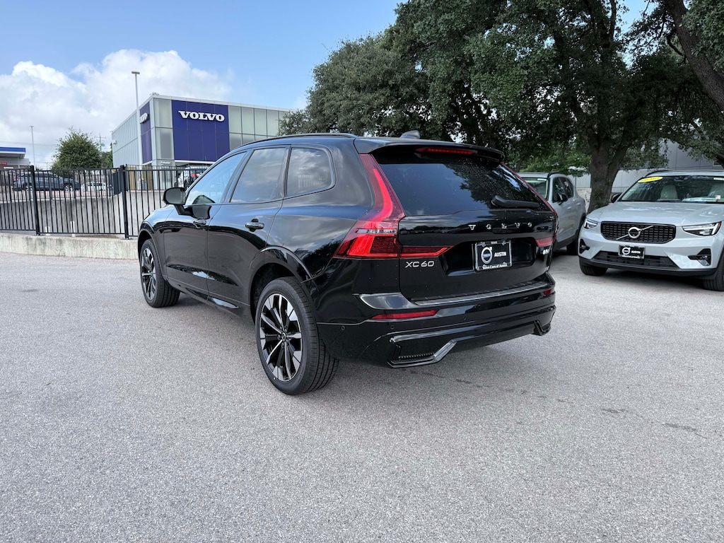 New 2026 Volvo XC60 B5 Plus SUV