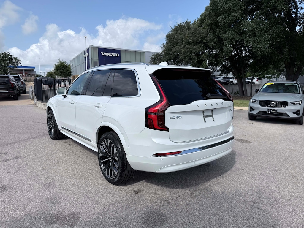 New 2026 Volvo XC90 plug-in hybrid T8 Plus 7-Seater SUV