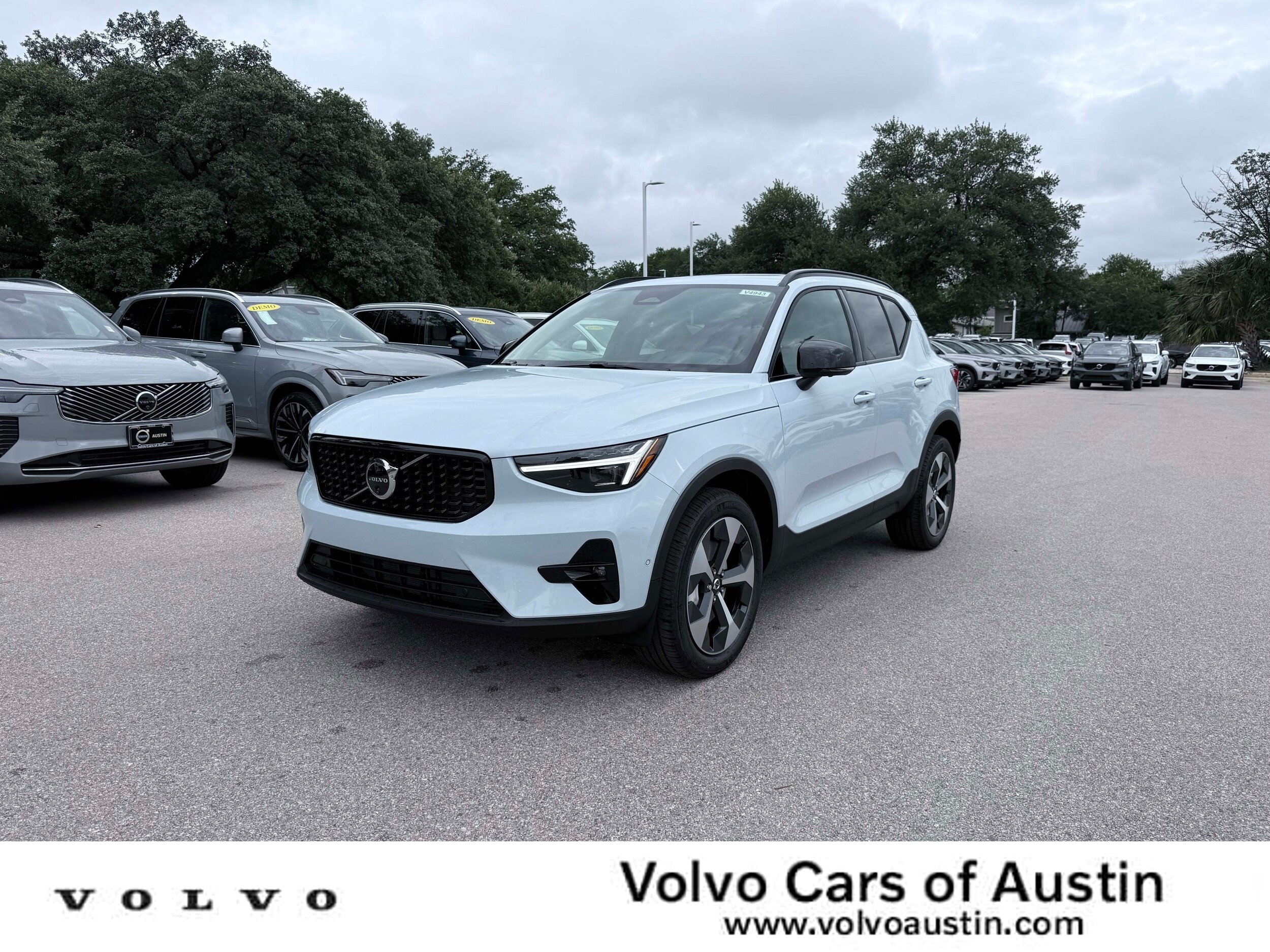 New 2026 Volvo XC40 B5 Plus