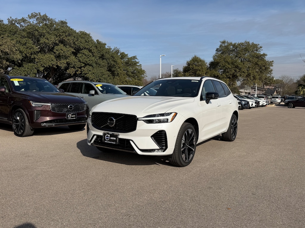 New 2026 Volvo XC60 B5 Plus SUV