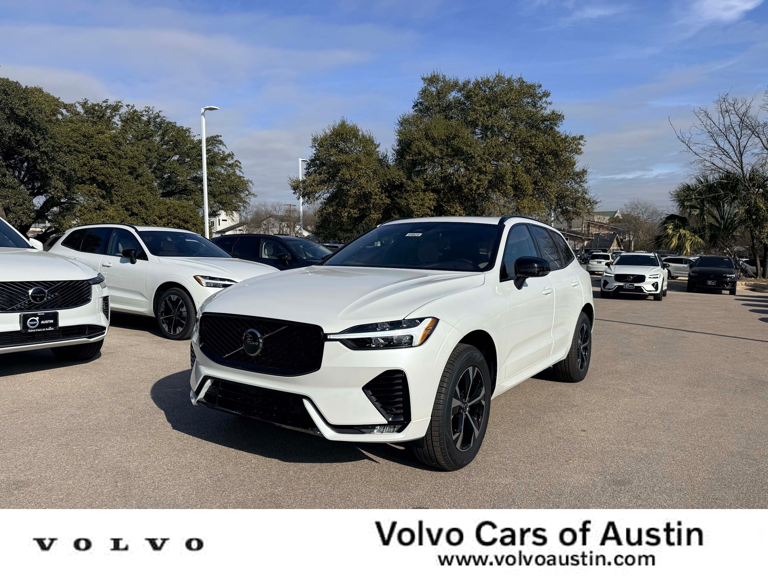 2026 Volvo XC60 B5 Core SUV