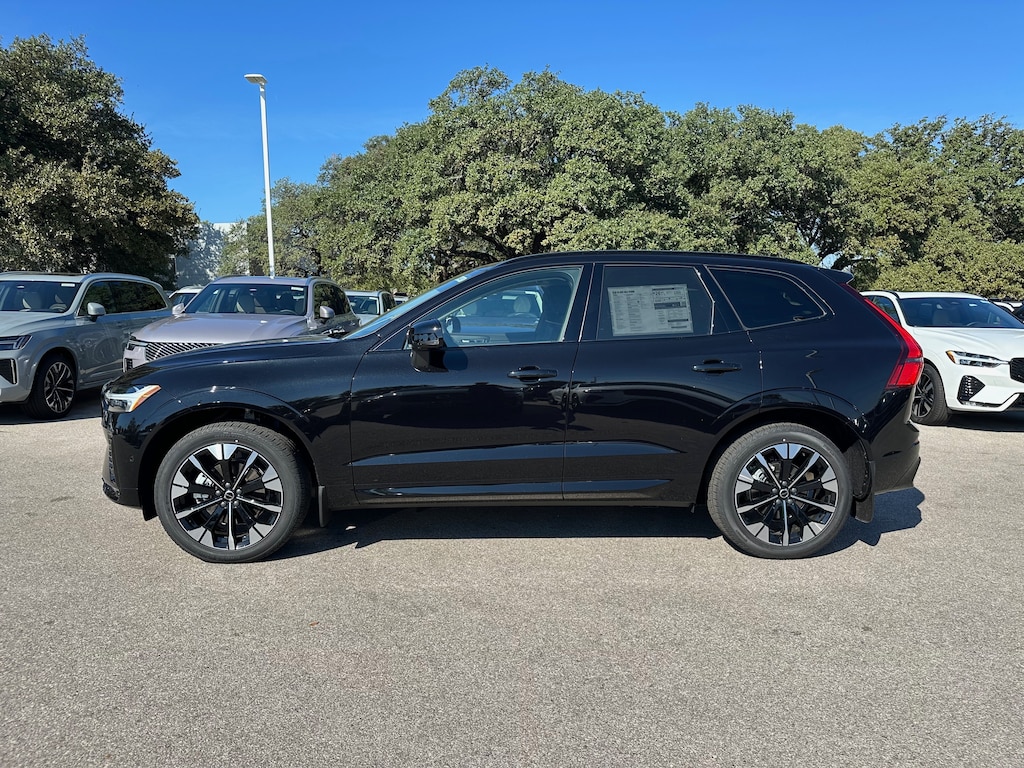 New 2026 Volvo XC60 B5 Plus SUV