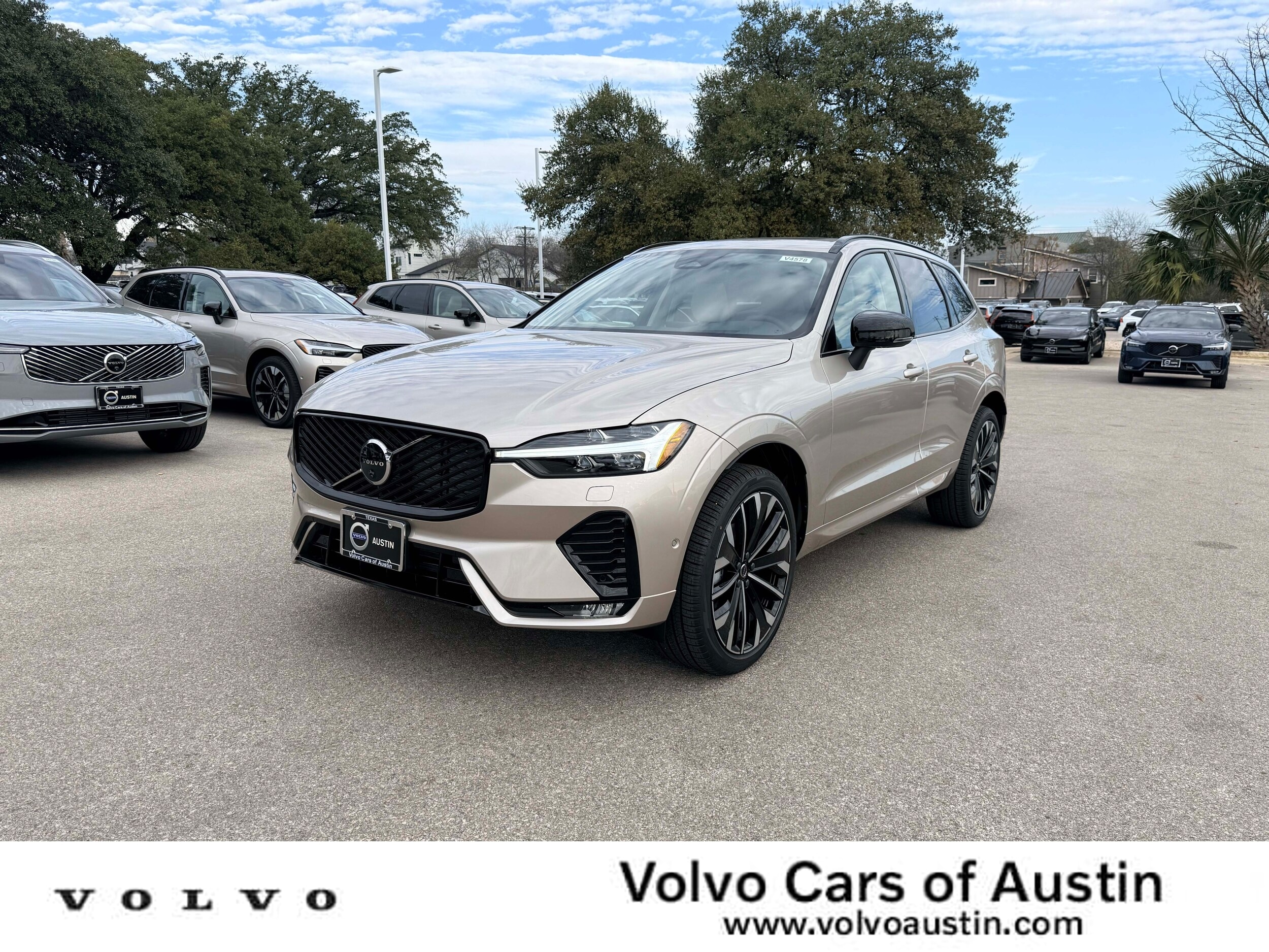 2026 Volvo XC60 SUV 