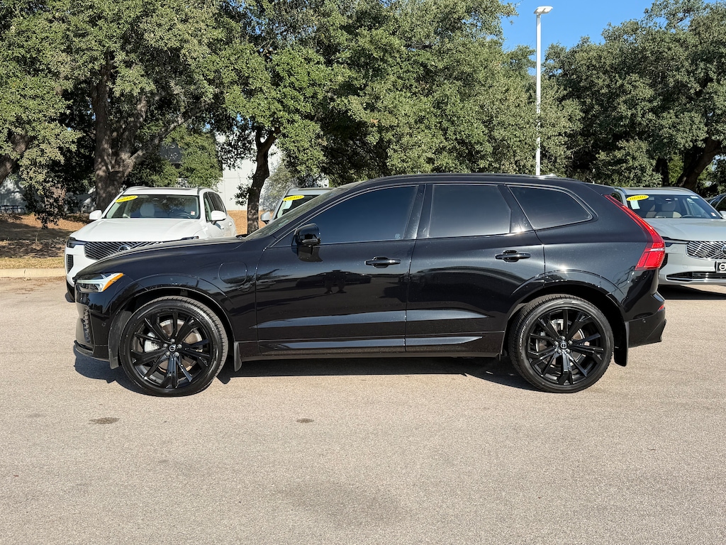 Used 2024 Volvo XC60 plug-in hybrid T8 Ultimate Black Edition SUV