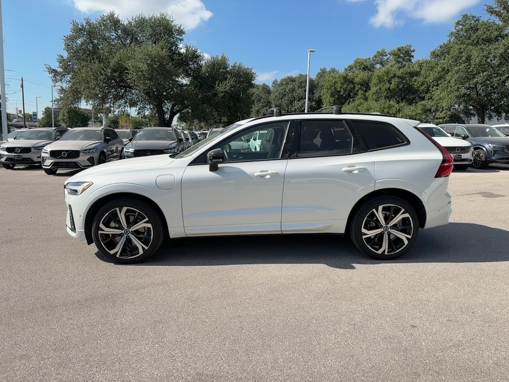 Certified 2025 Volvo XC60 plug-in hybrid T8 Ultra SUV