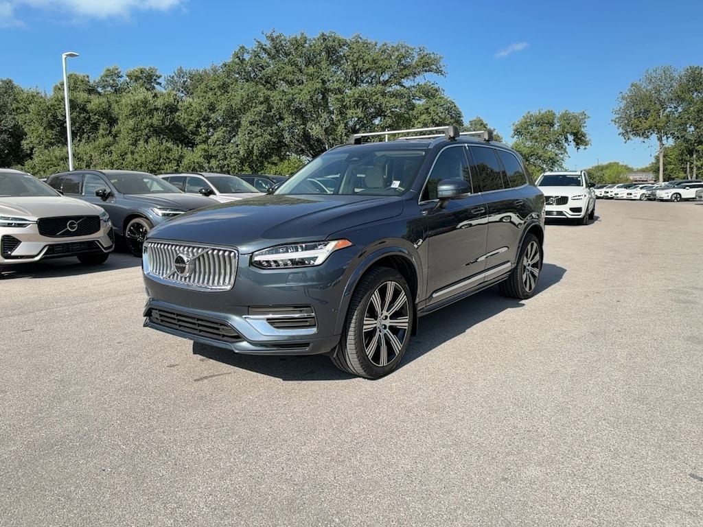 Certified 2025 Volvo XC90 plug-in hybrid T8 Plus 6-Seater SUV