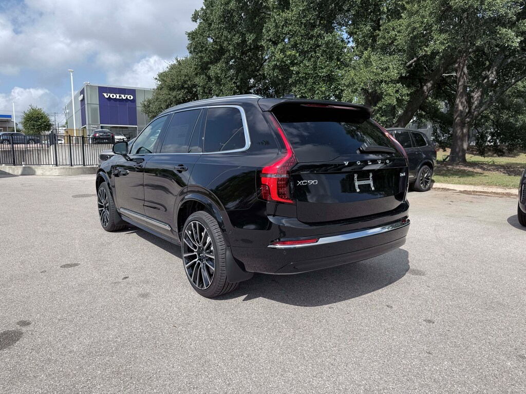 New 2026 Volvo XC90 B6 Plus 7-Seater SUV