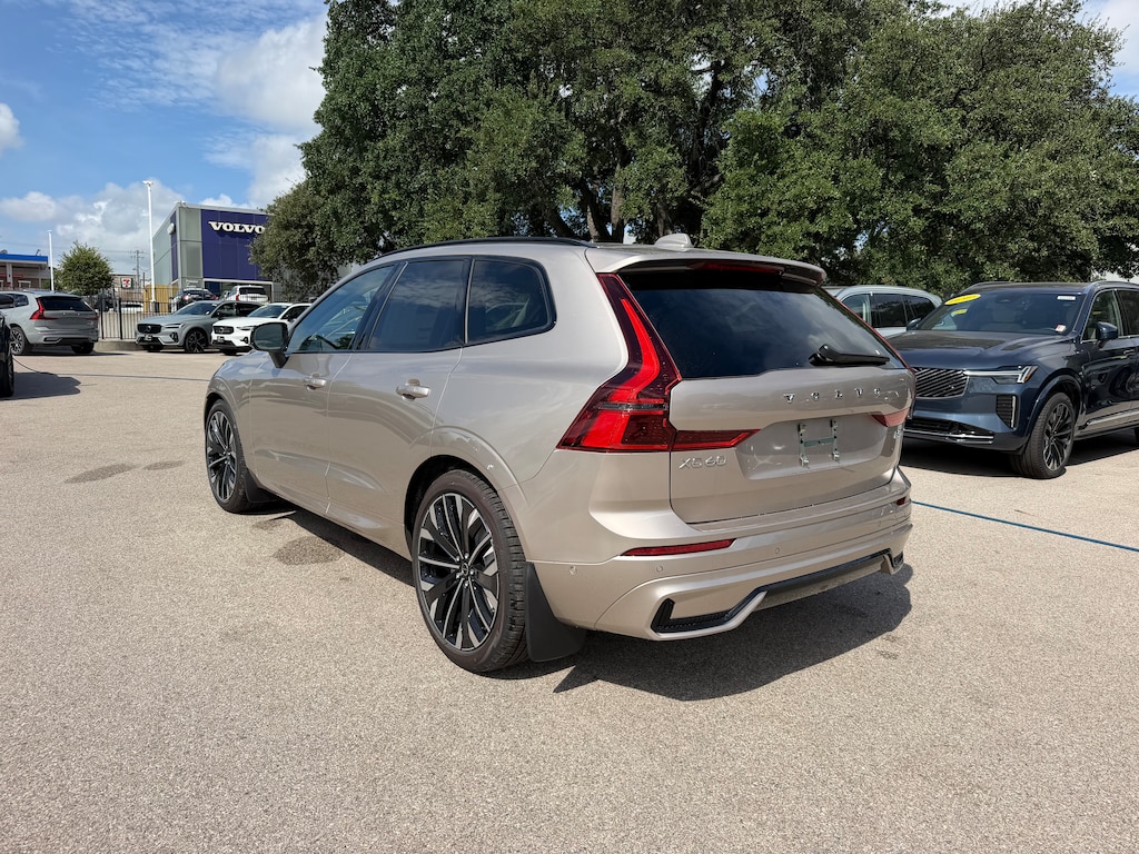 New 2026 Volvo XC60 B5 Ultra SUV