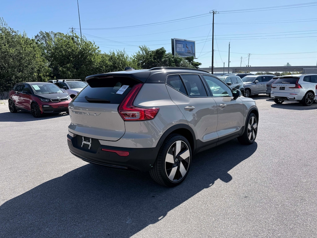 Certified 2025 Volvo EX40 Twin Motor Ultra SUV