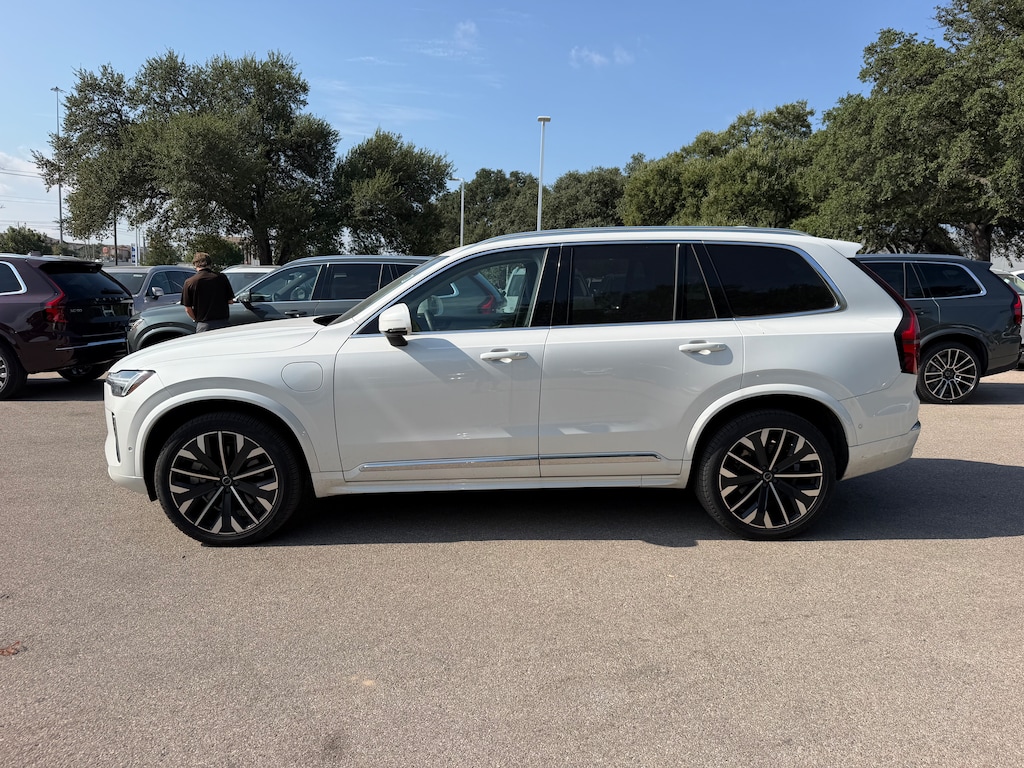 Certified 2025 Volvo XC90 plug-in hybrid T8 (2025.5) Ultra 7-Seater SUV