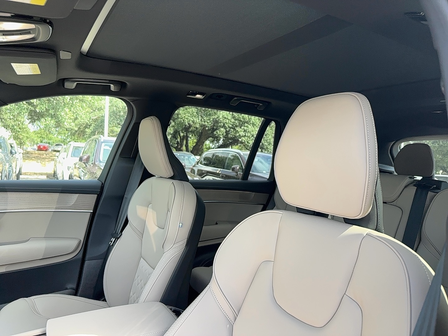 2026 Volvo XC90 Core - Photo 14