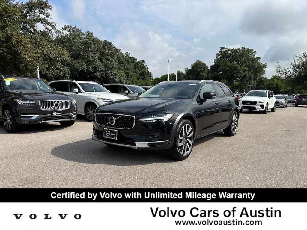 2025 Volvo V90 Cross Country B6 Plus AWD