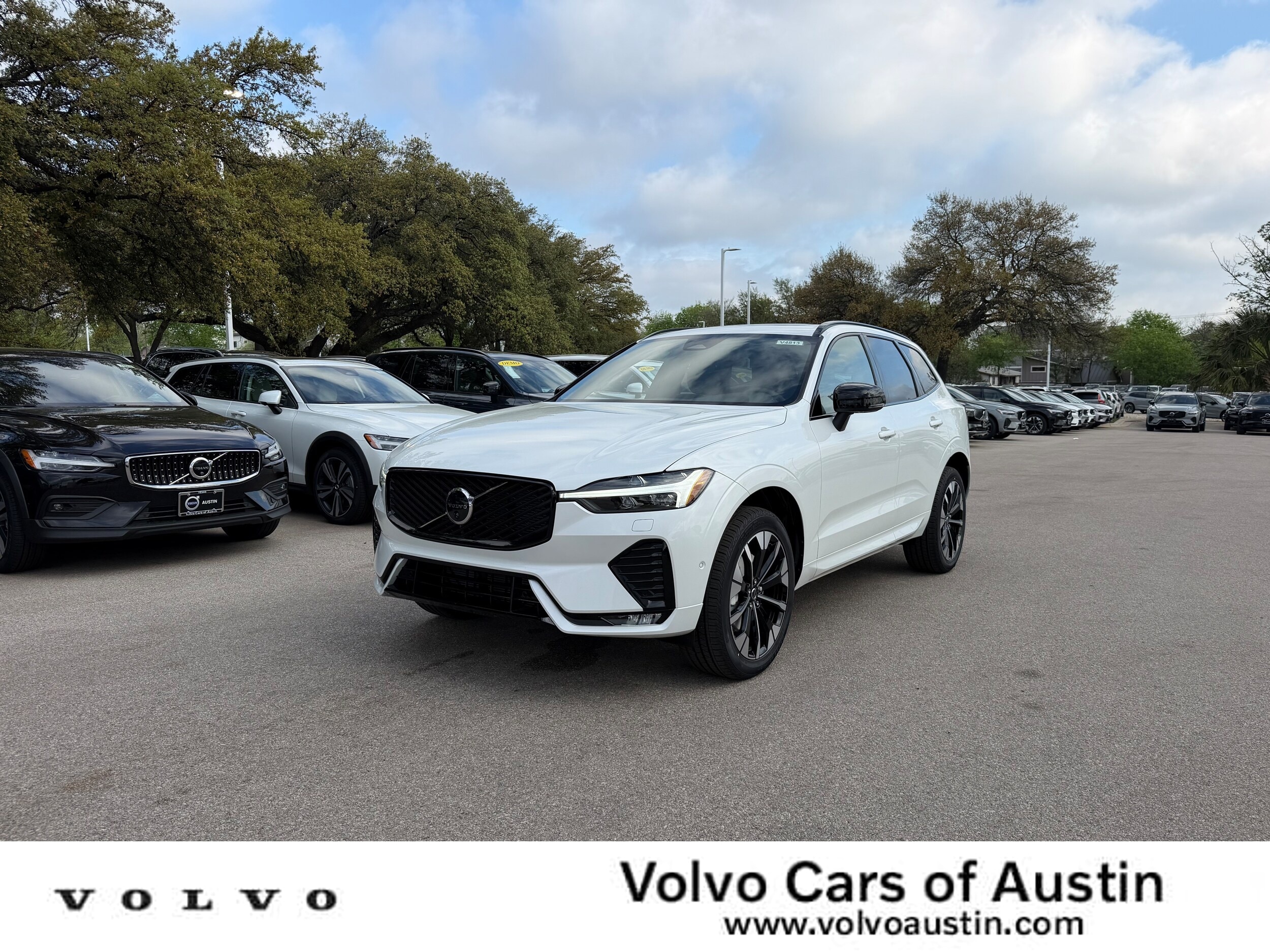 New 2026 Volvo XC60 B5 Plus