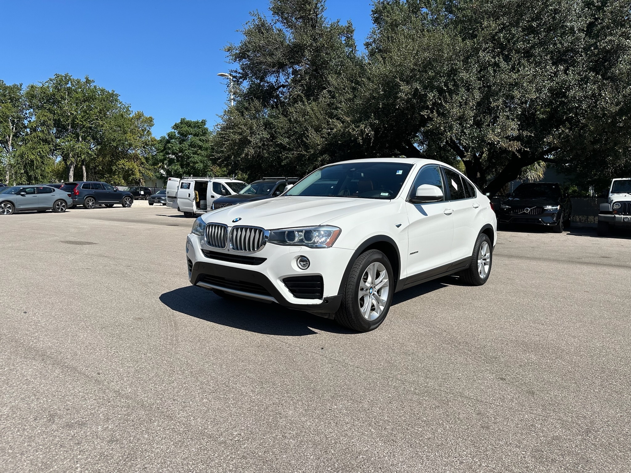 Used 2016 BMW X4 xDrive28i with VIN 5UXXW3C56G0R19435 for sale in Austin, TX