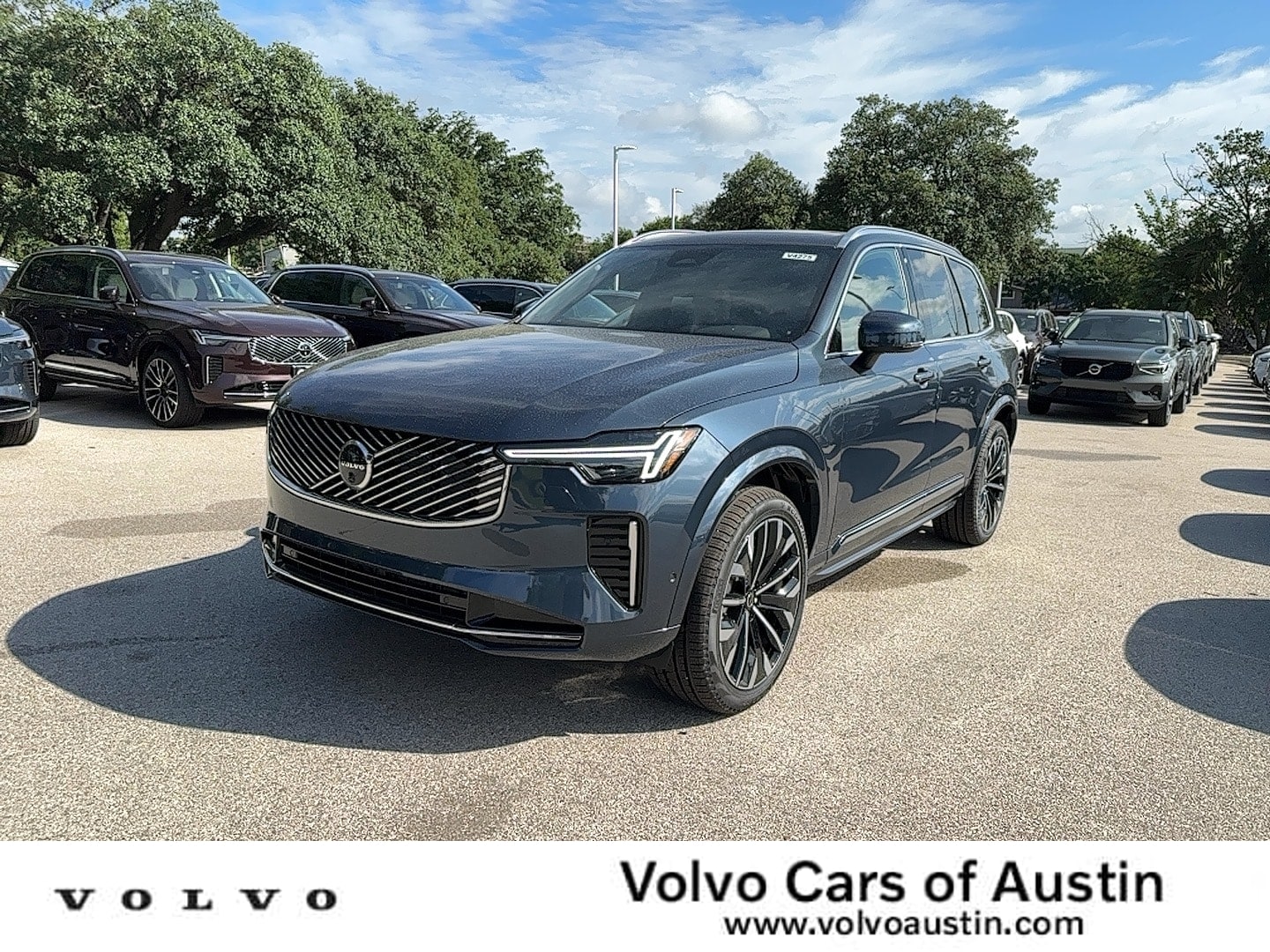 2026 Volvo XC90 B6 Plus 7-Seater SUV