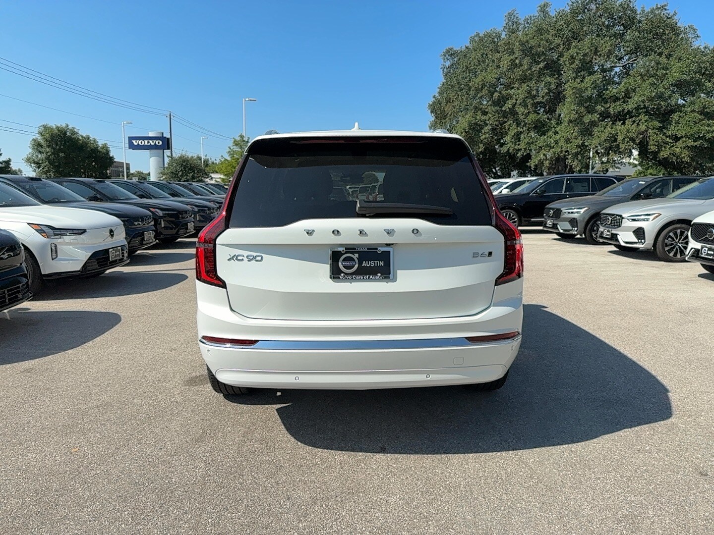 2026 Volvo XC90 photo 4