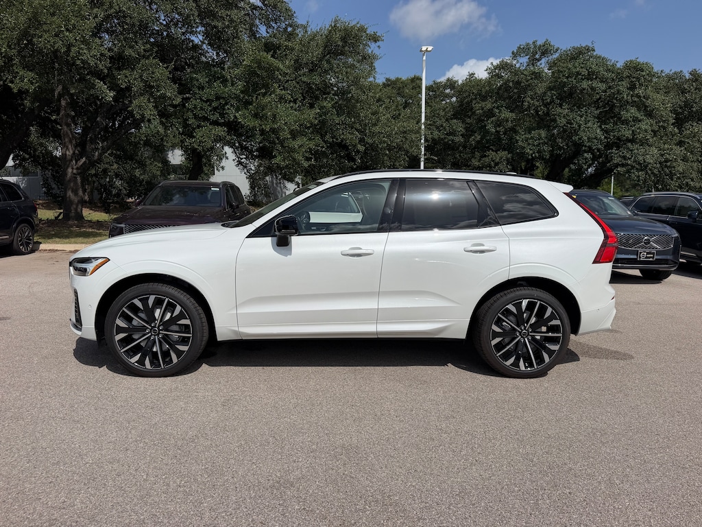 New 2026 Volvo XC60 B5 Ultra SUV
