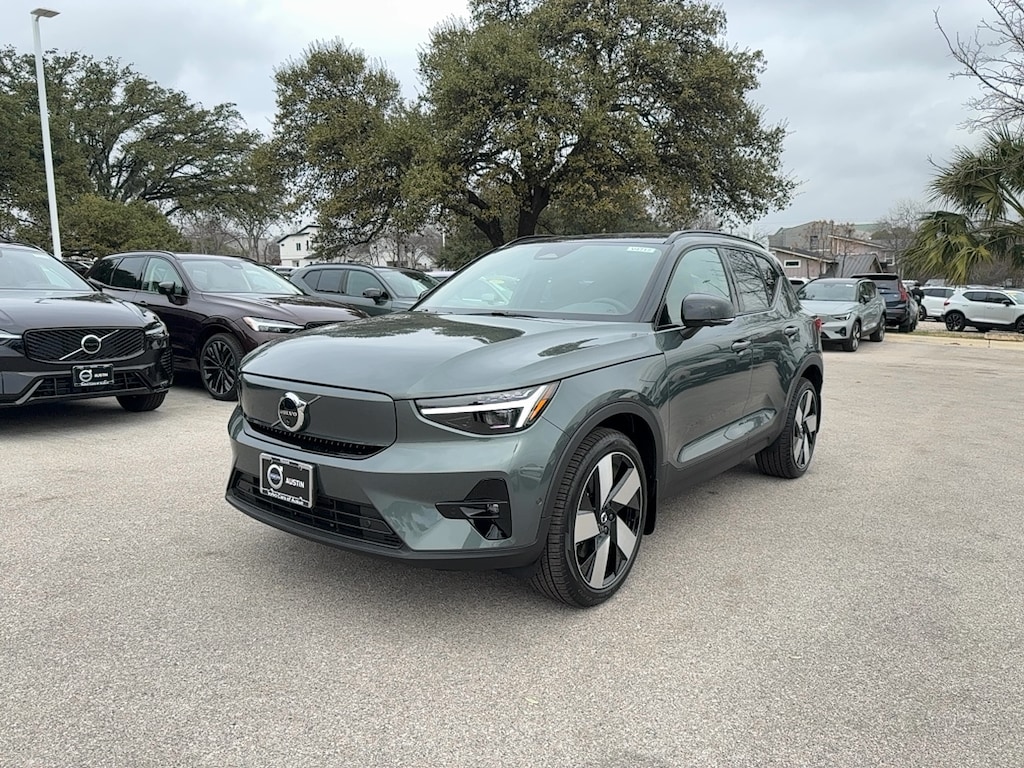 New 2026 Volvo EX40 Single Motor Extended Range Plus SUV