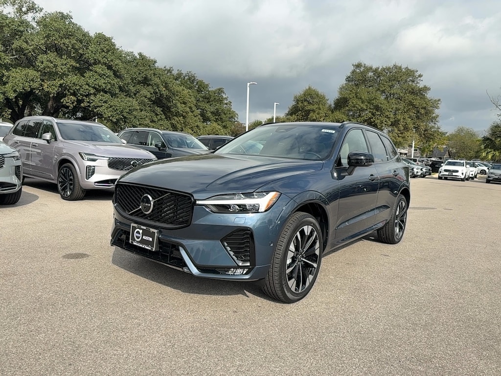 New 2026 Volvo XC60 B5 Plus SUV