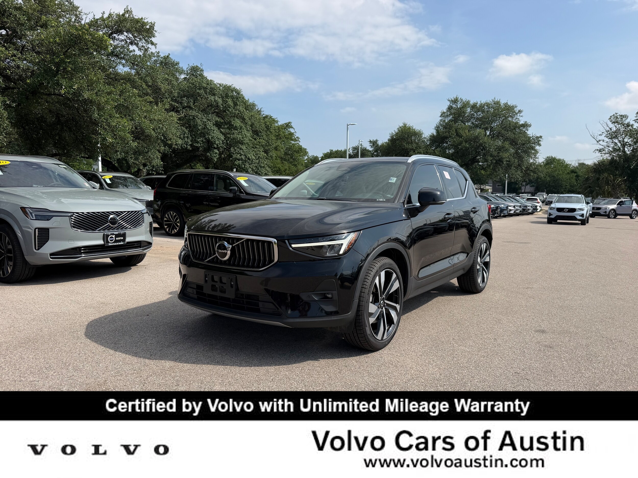 2023 Volvo XC40 B5 Plus Bright AWD's photo