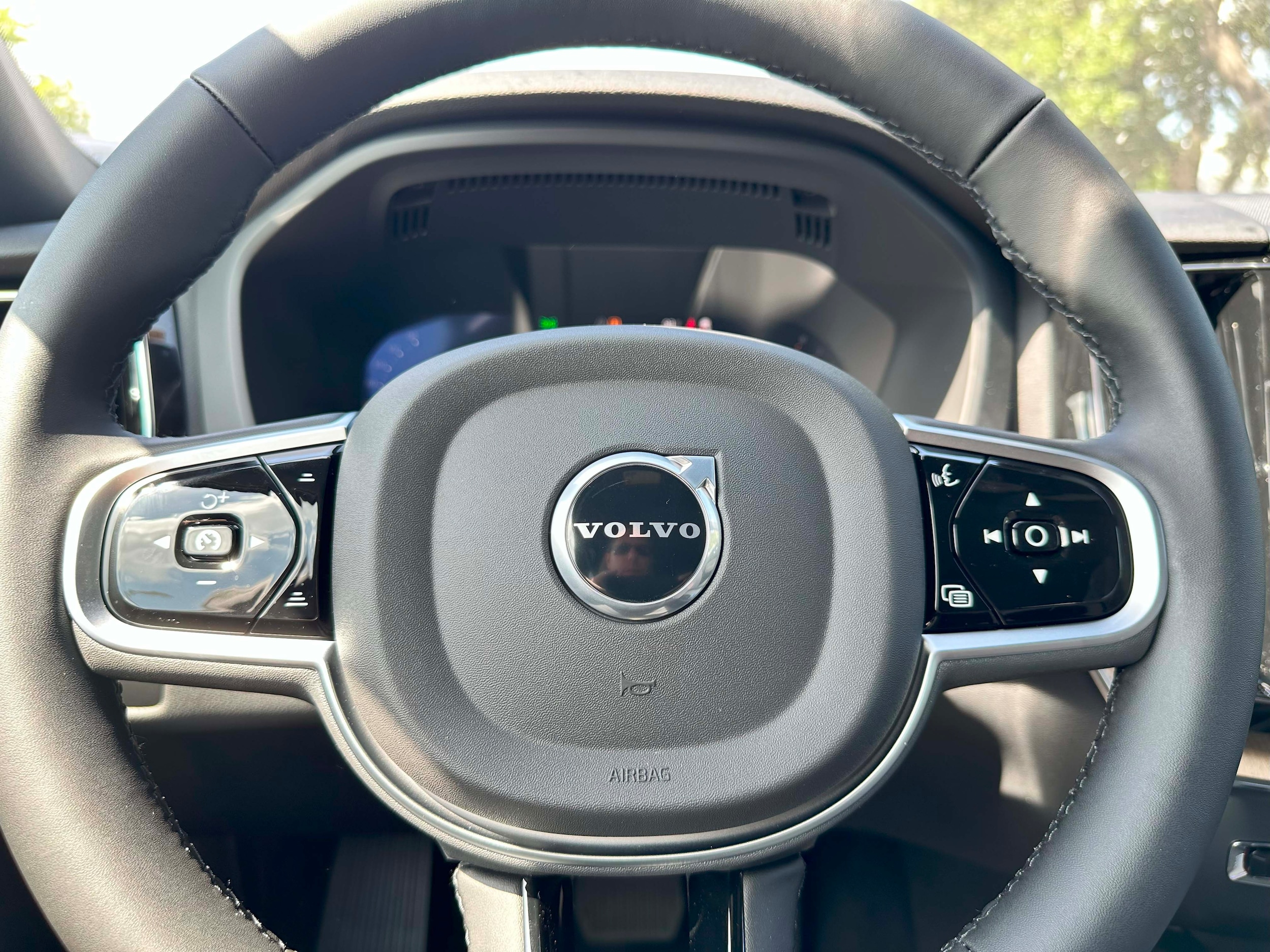 2026 Volvo XC60 Plus - Photo 19