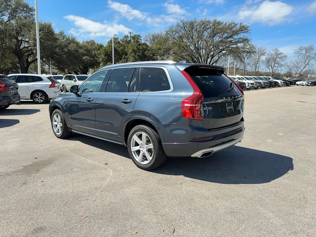 Used 2021 Volvo XC90 T5 Momentum 7 Passenger SUV